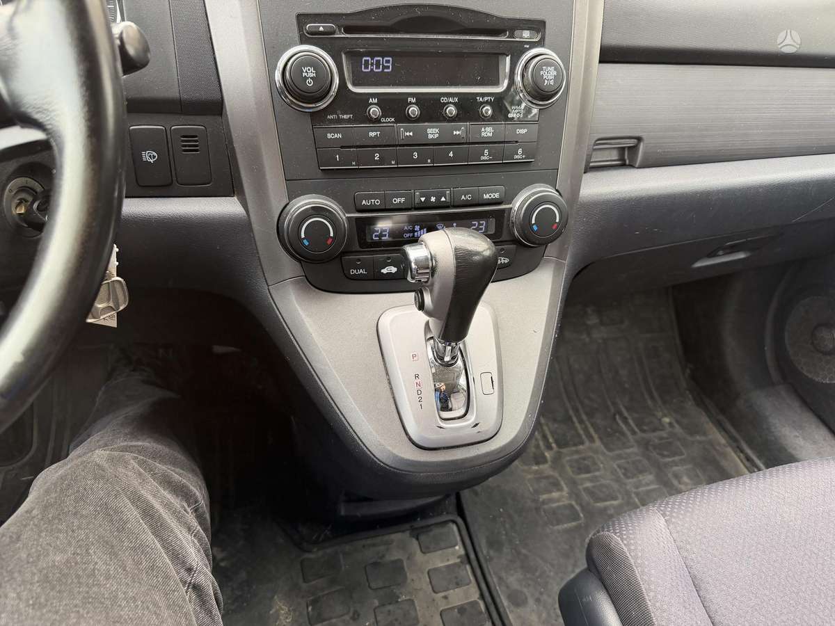 Honda CR-V 2009 — photo 11