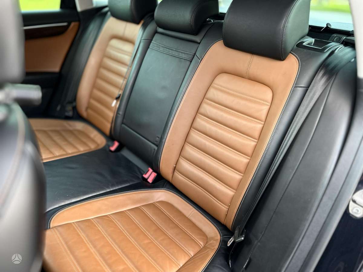 Volkswagen Passat 2012 — photo 18