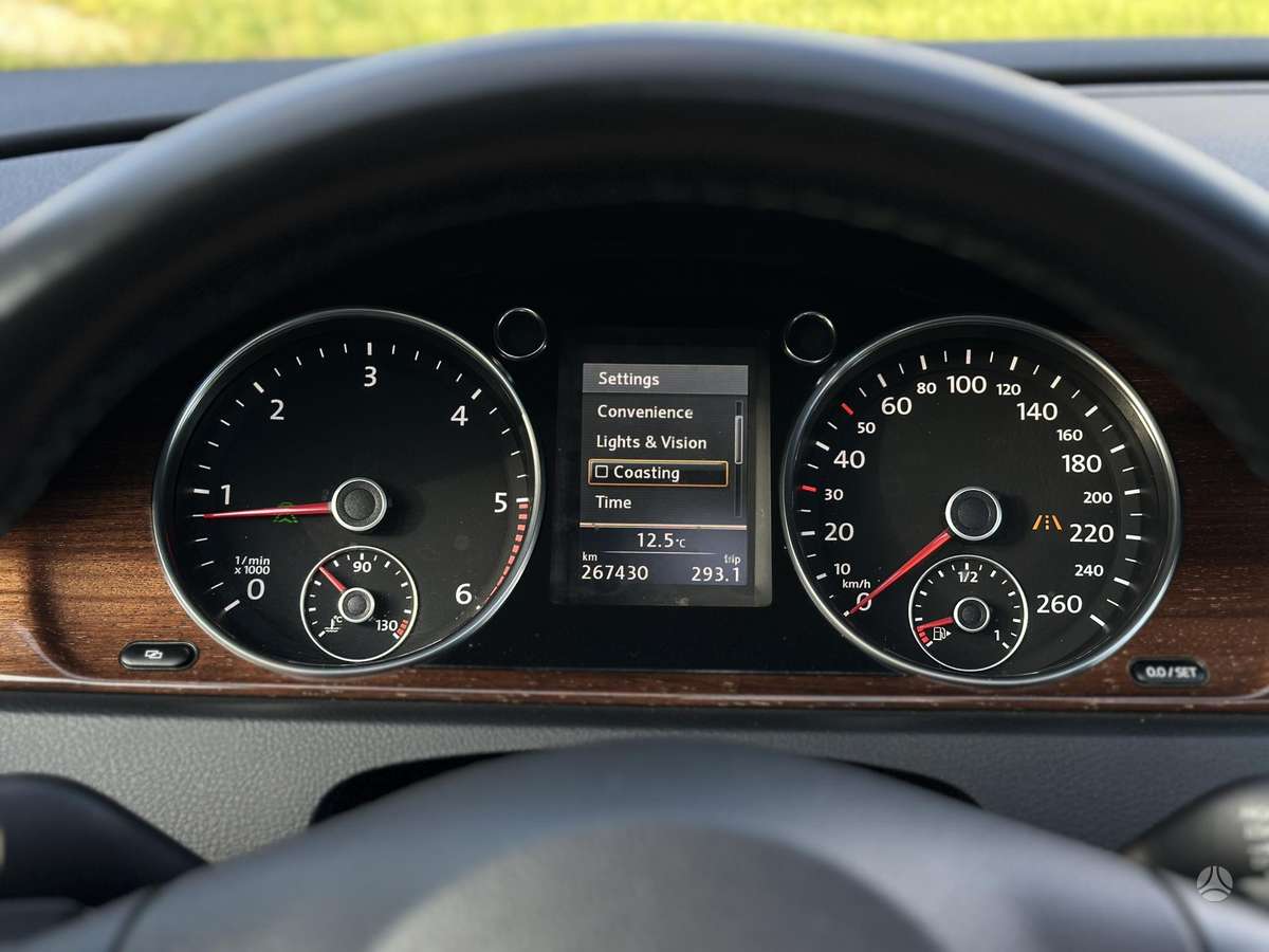Volkswagen Passat 2012 — photo 45