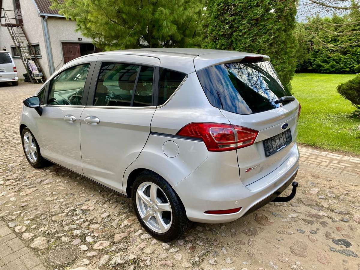 Ford B-MAX 2014 — interior