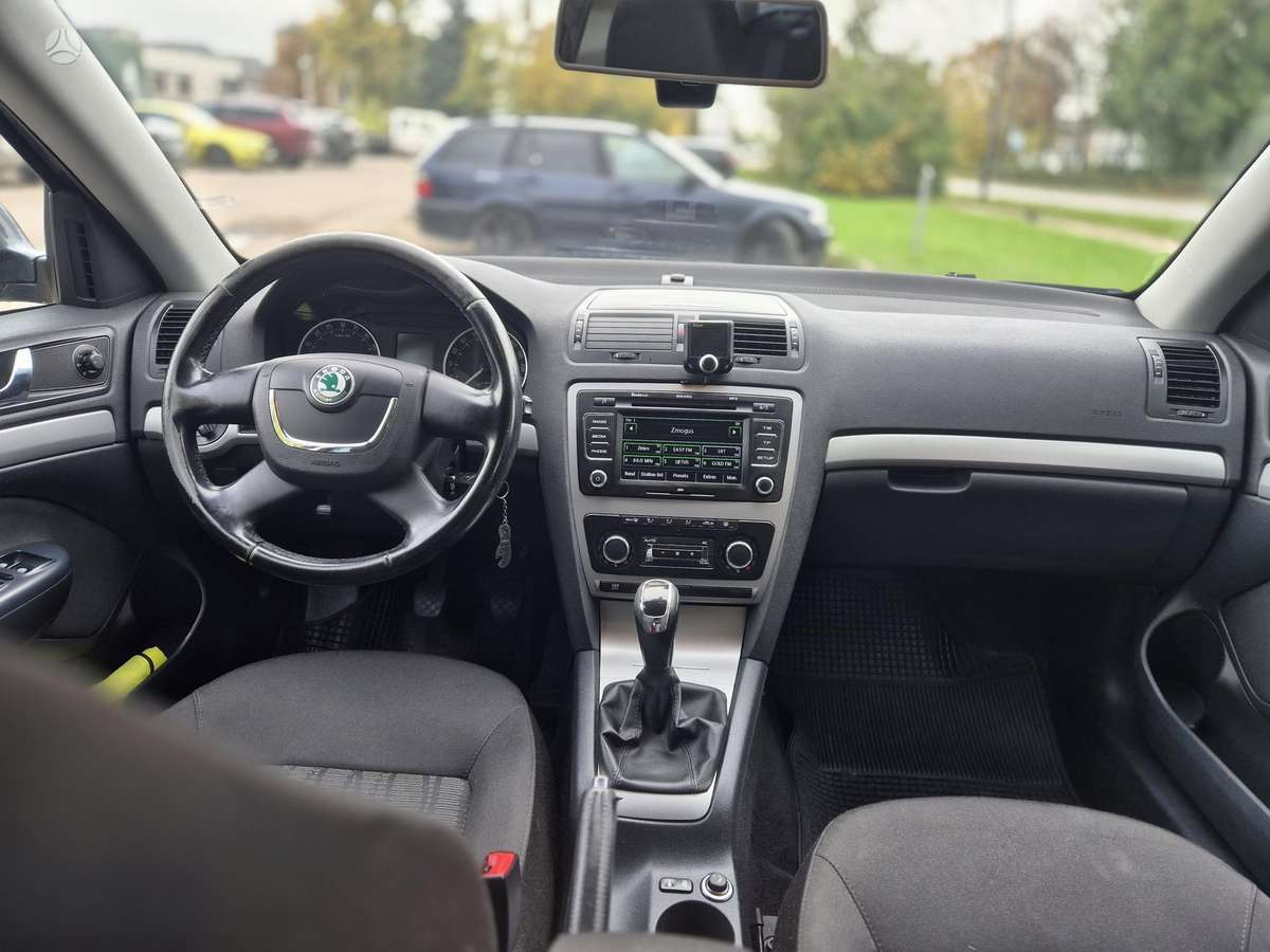 Skoda Octavia 2012 — photo 8