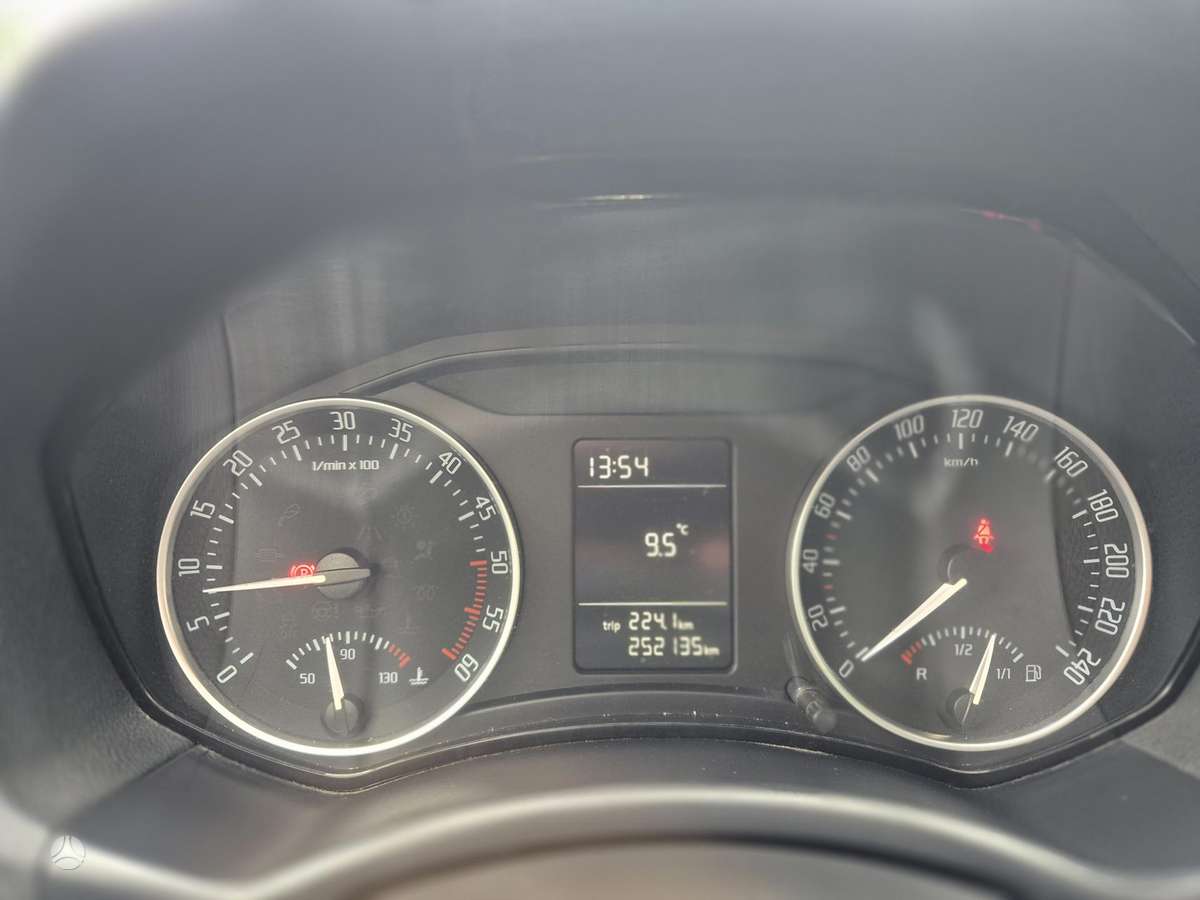 Skoda Octavia 2012 — photo 9