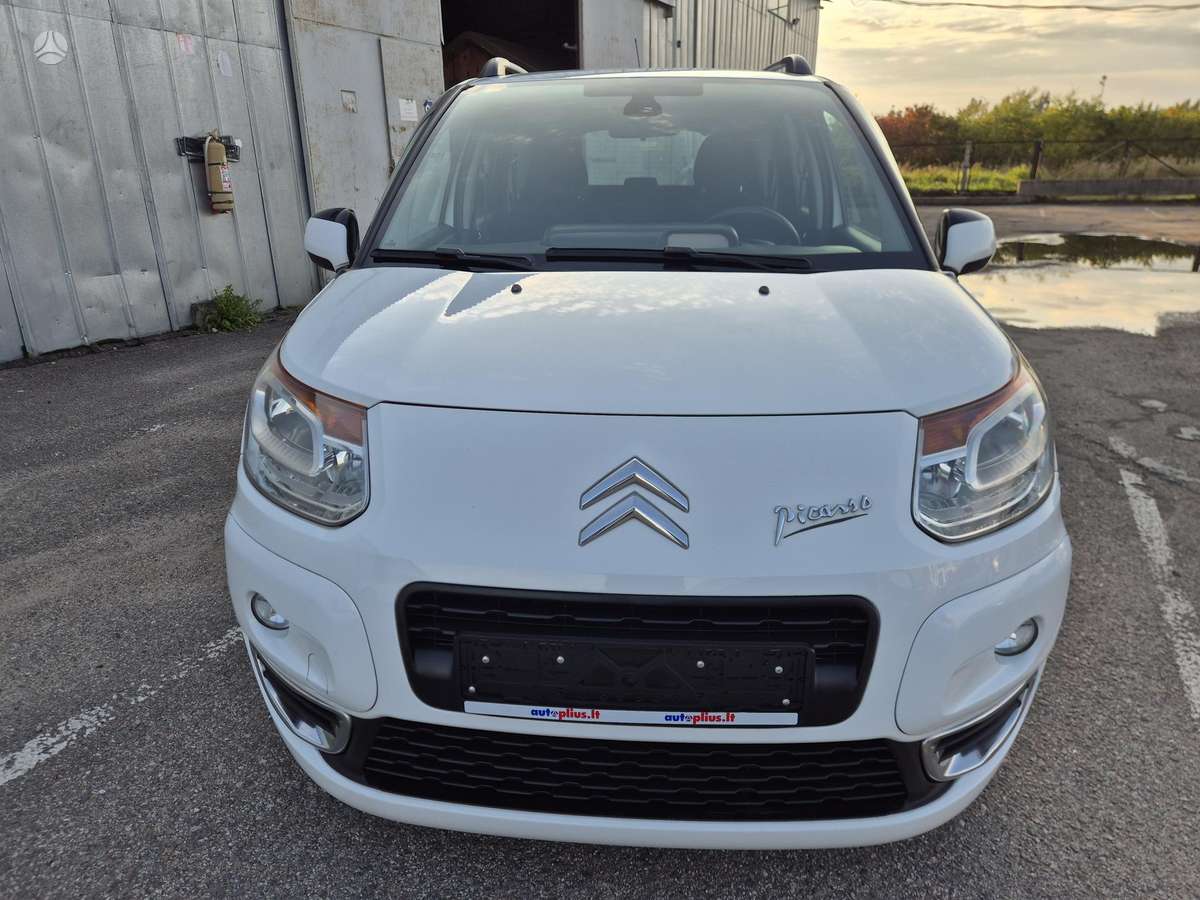 Citroen C3 2010 — вигляд ззаду