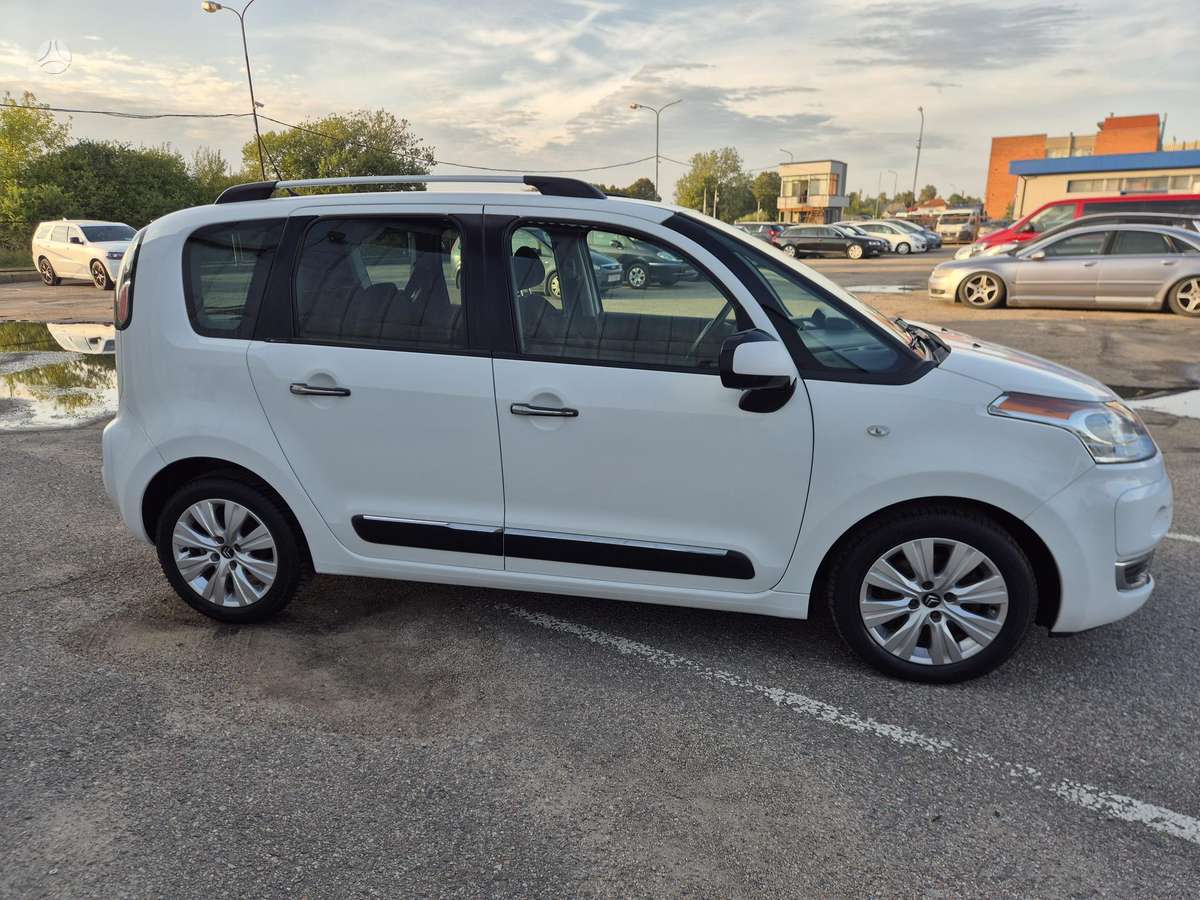 Citroen C3 2010 — двигун 1598 cm³, 120 HP (88kW)