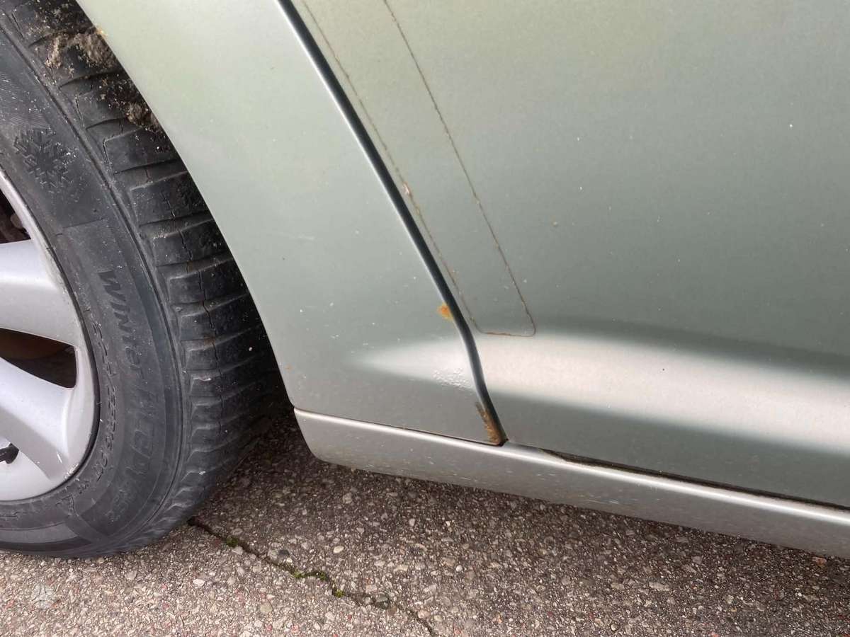 Toyota Avensis 2004 — photo 14