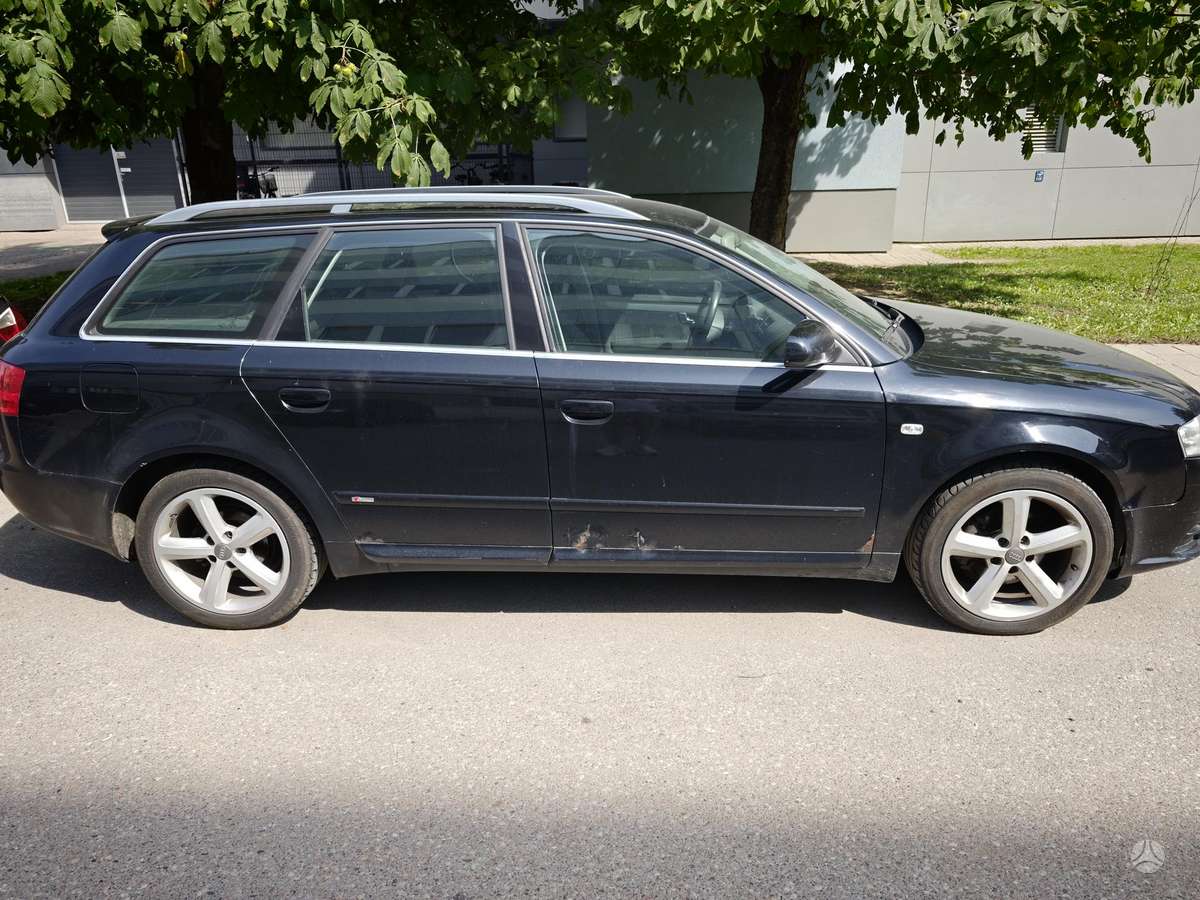 Audi A4 2006 — interior