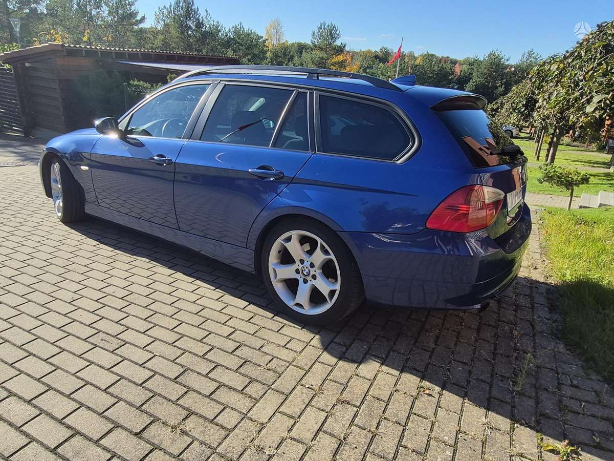 BMW 320 2008 — engine 1995 cm³, 177 HP (130kW)