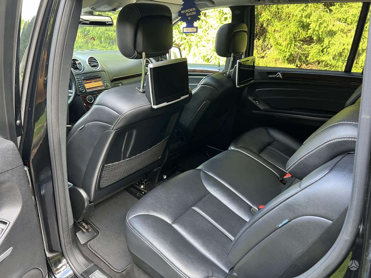 Mercedes-Benz GL450 2012 — photo 19