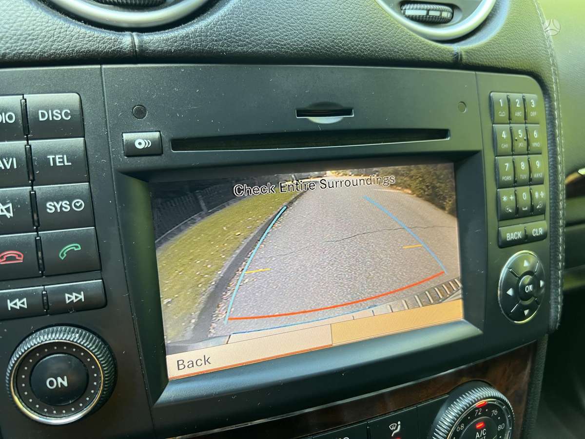 Mercedes-Benz GL450 2012 — photo 27