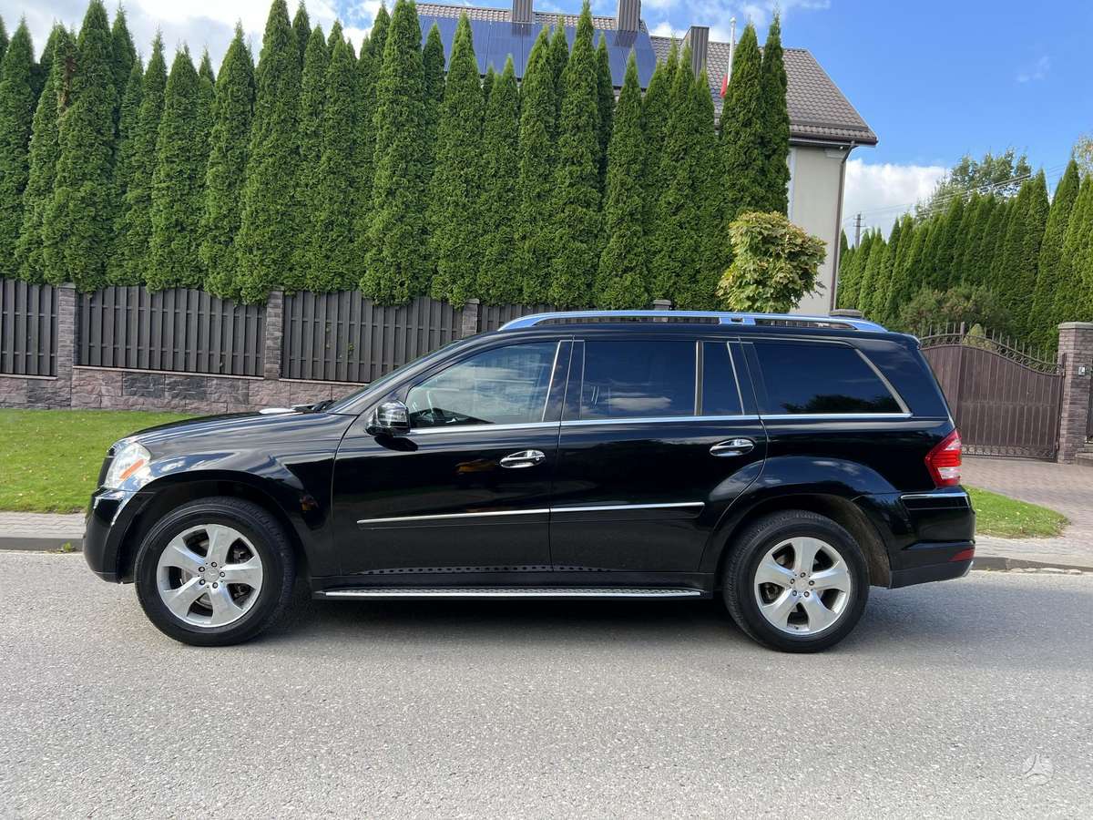Mercedes-Benz GL450 2012 — photo 6