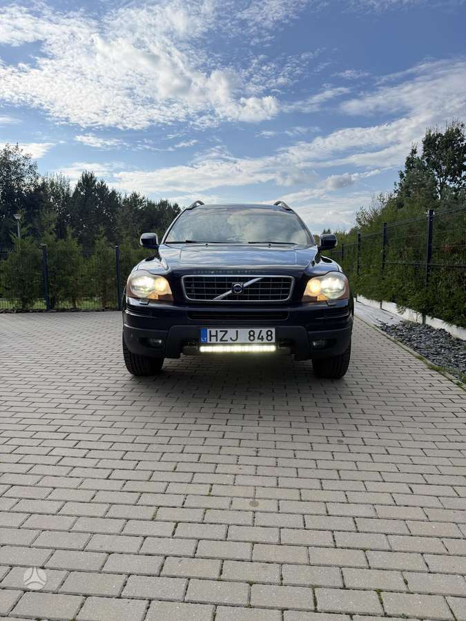 Volvo XC90 2007 — салон