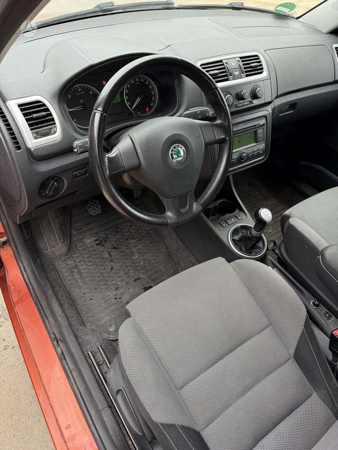 Skoda Fabia 2008 — photo 9