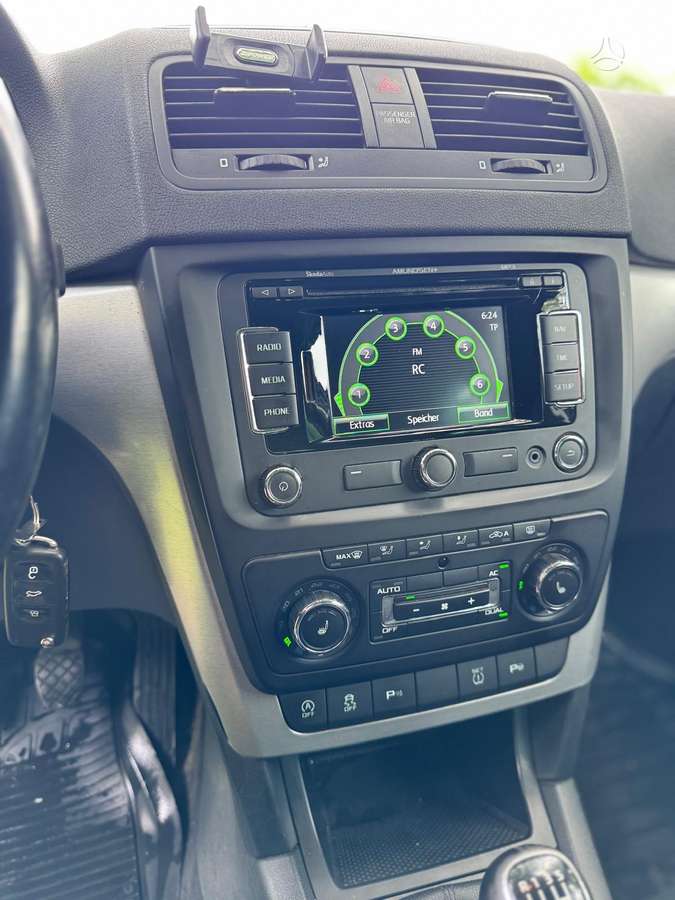 Skoda Yeti 2013 — photo 16