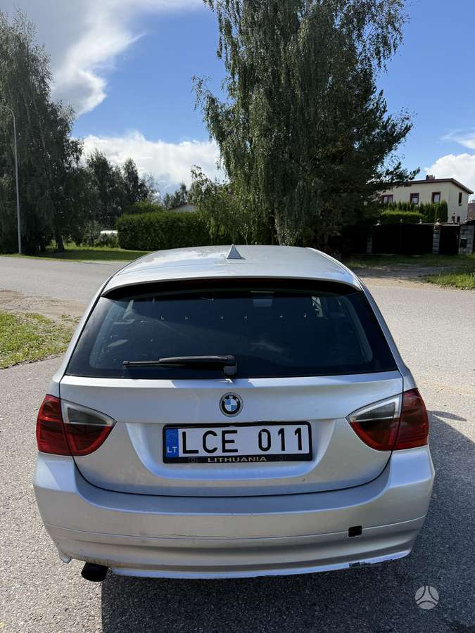 BMW 320 2007 — photo 7