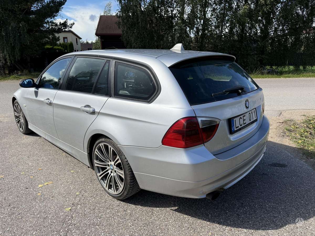 BMW 320 2007 — photo 8