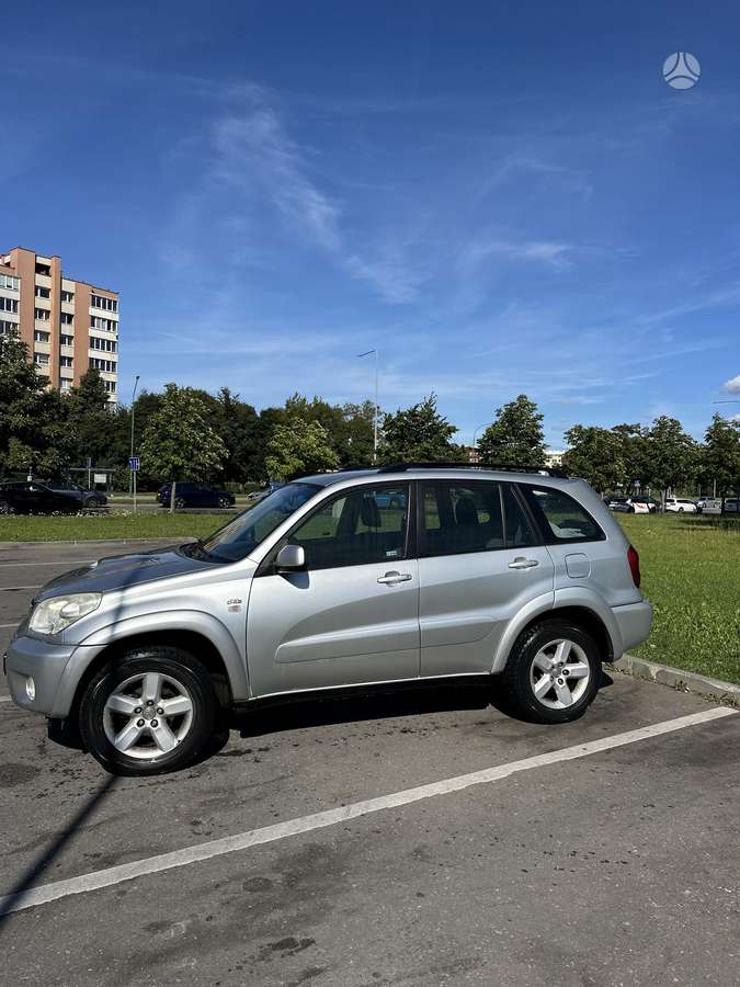 Toyota RAV4 2005 — photo 5