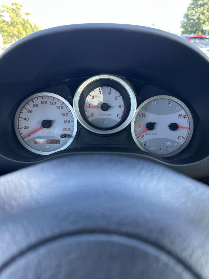 Toyota RAV4 2005 — photo 9