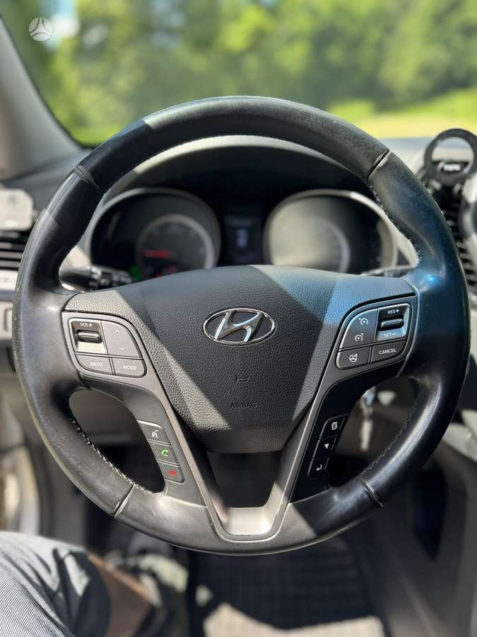 Hyundai Santa 2013 — photo 10