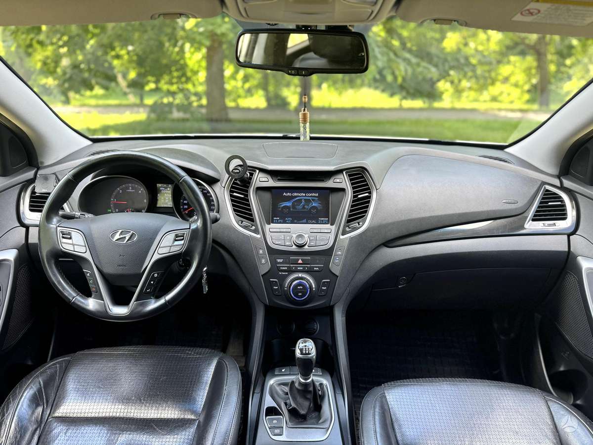 Hyundai Santa 2013 — photo 14