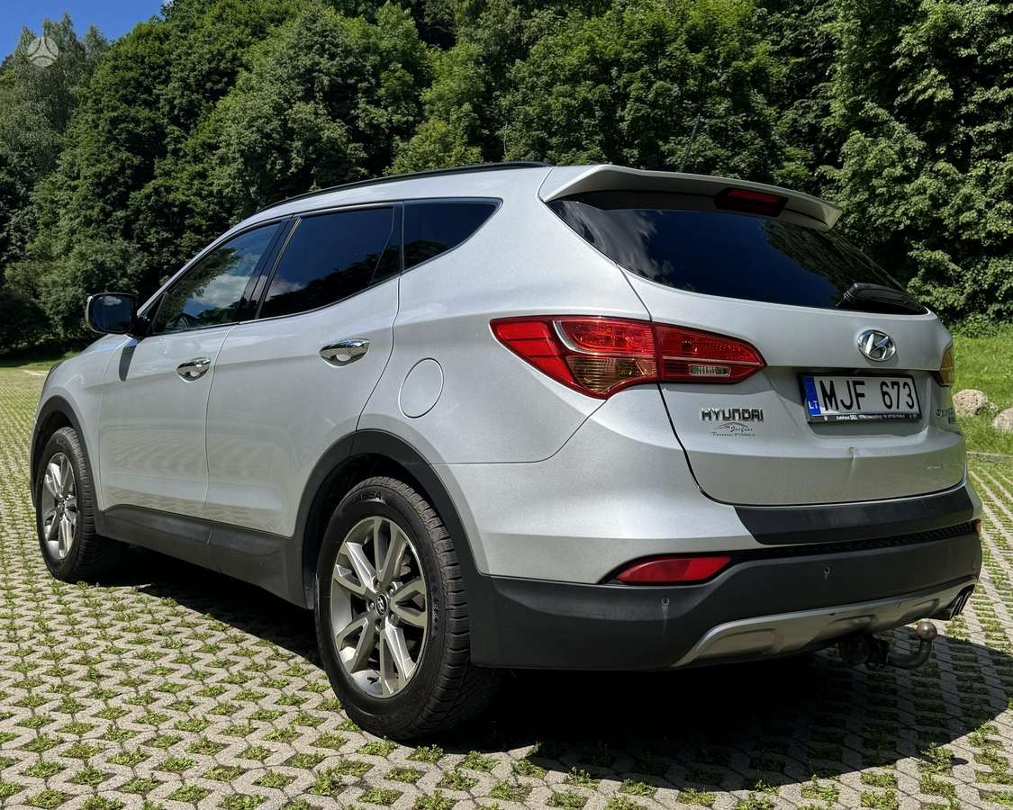 Hyundai Santa 2013 — engine 2199 cm³, 197 HP (145kW)