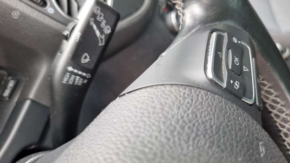 Volkswagen Golf 2012 — photo 16