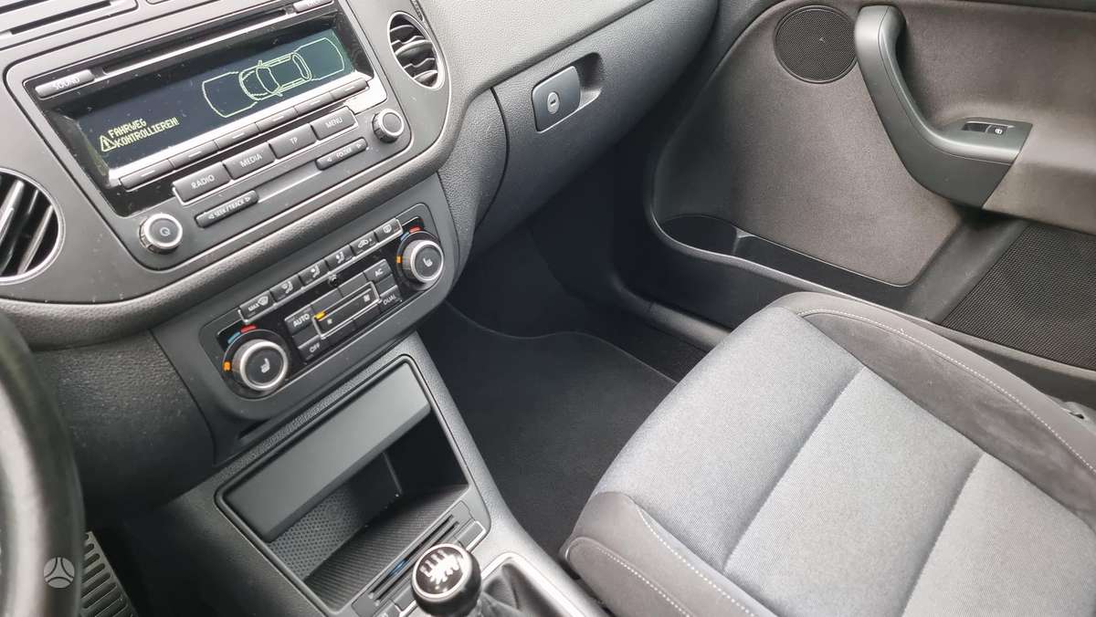 Volkswagen Golf 2012 — photo 20