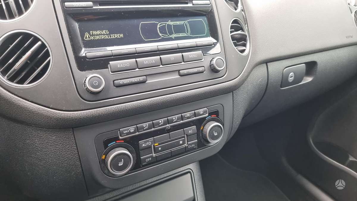 Volkswagen Golf 2012 — photo 21