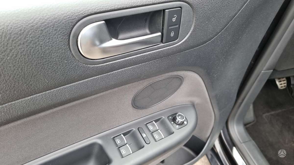 Volkswagen Golf 2012 — photo 22