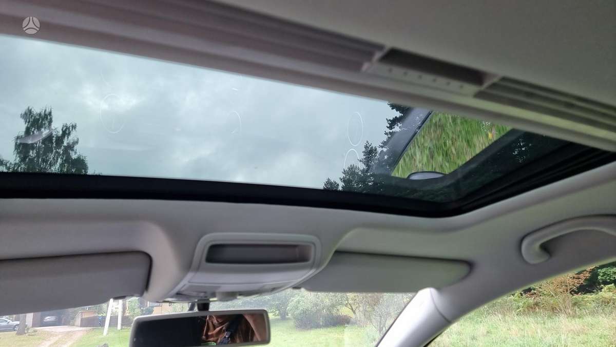Volkswagen Golf 2012 — photo 38
