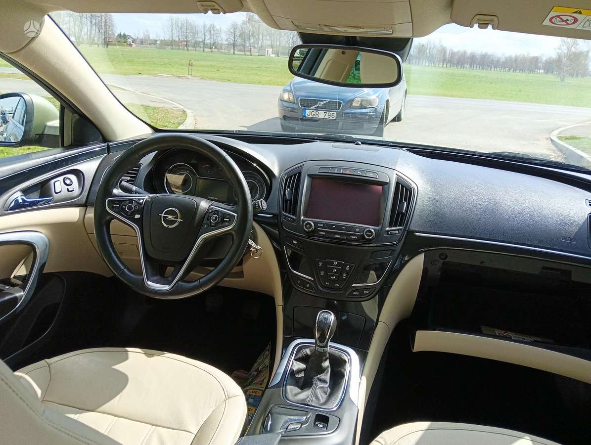Opel Insignia 2015 — photo 12