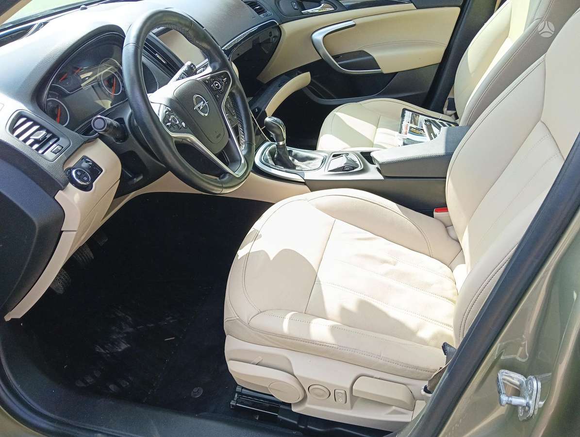 Opel Insignia 2015 — photo 15
