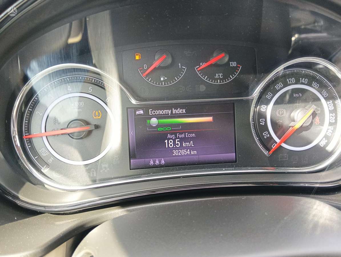 Opel Insignia 2015 — photo 18