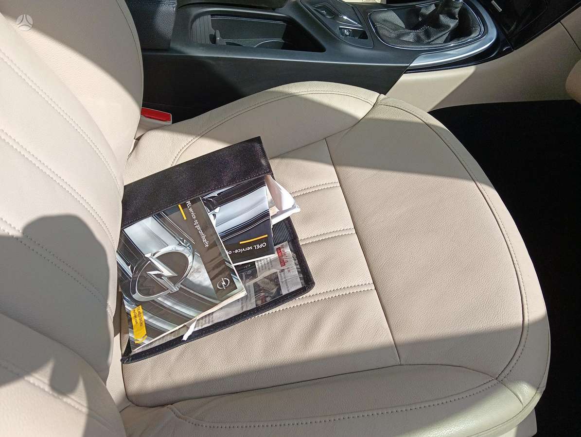 Opel Insignia 2015 — photo 9