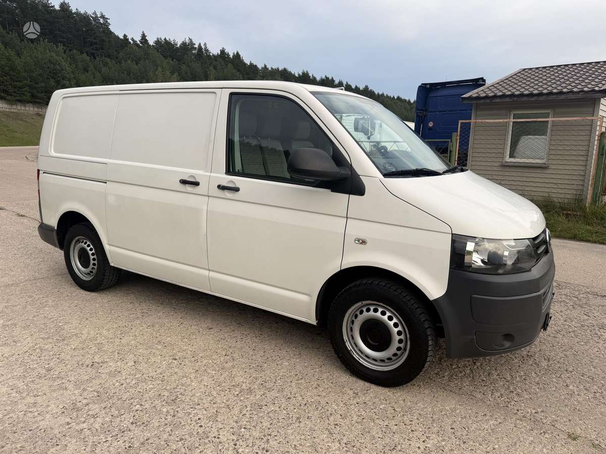 Volkswagen Transporter 2010 — photo 5