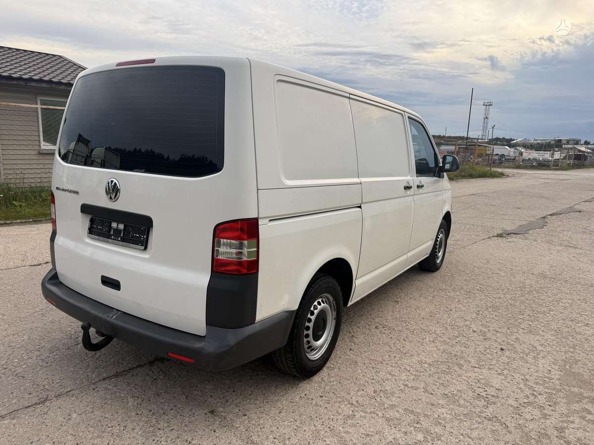 Volkswagen Transporter 2010 — photo 6