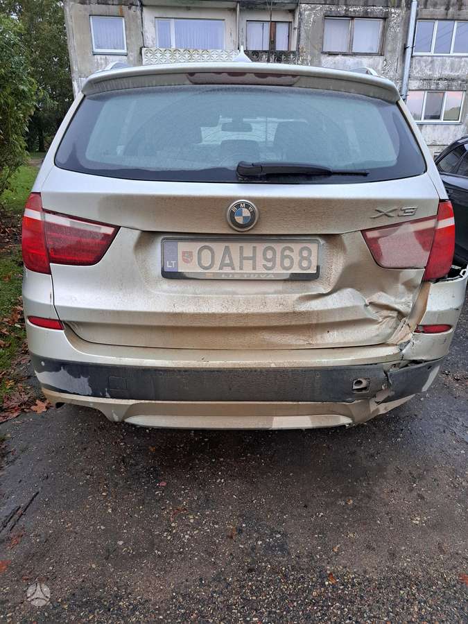 BMW X3 2011 — двигун 2000 cm³, 184 HP (135kW)
