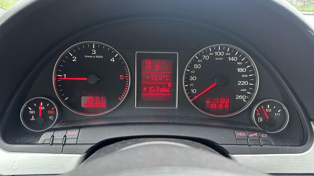 Audi A4 2006 — photo 10