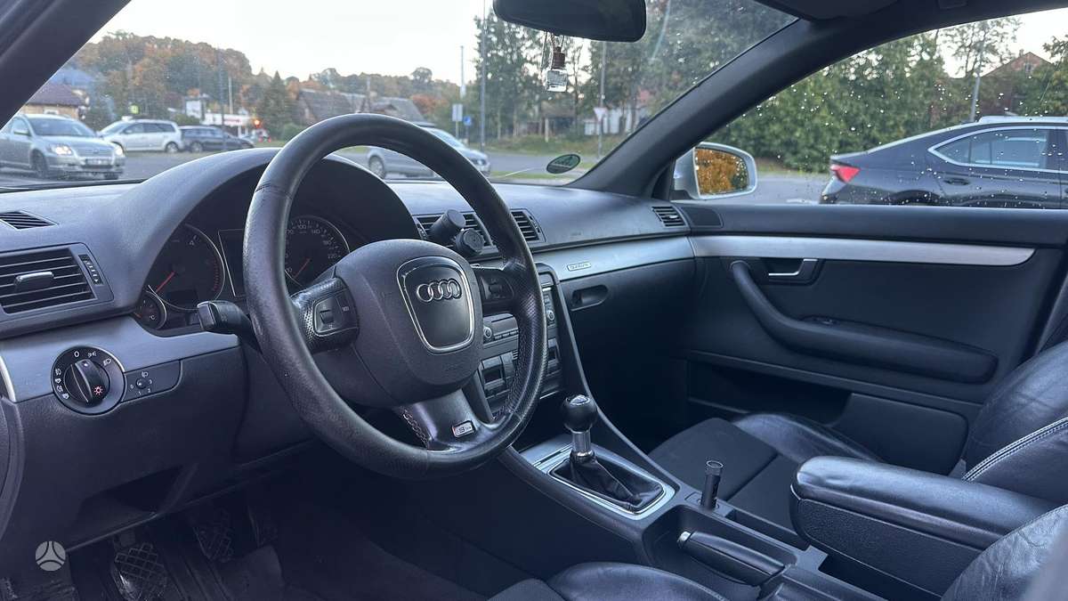 Audi A4 2006 — photo 7