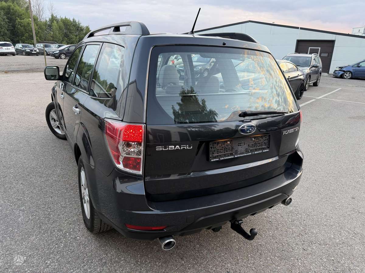 Subaru Forester 2009 — photo 11