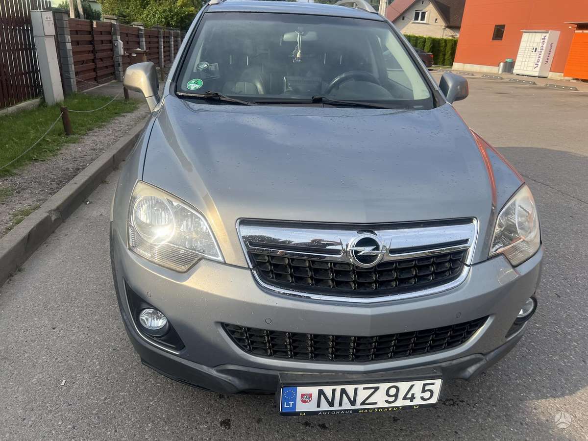 Opel Antara 2011 — вигляд ззаду