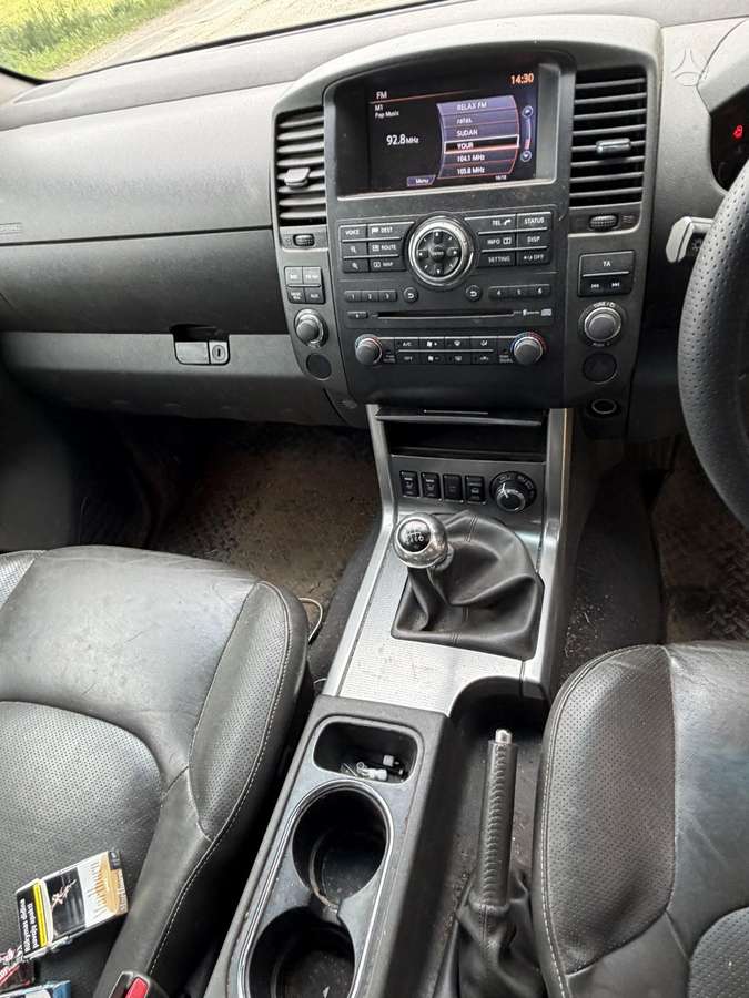 Nissan Navara 2012 — photo 6