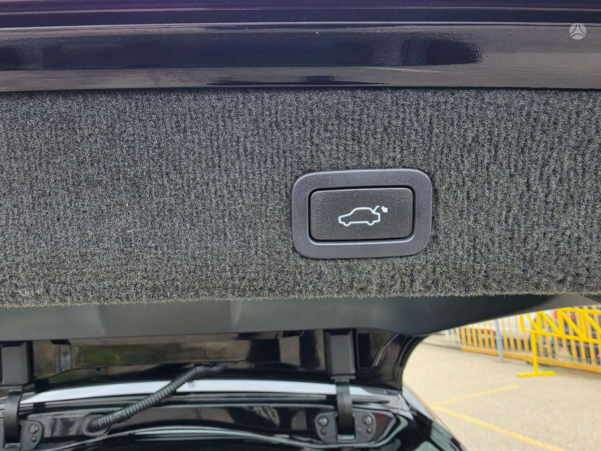 Volvo V70 2008 — photo 27