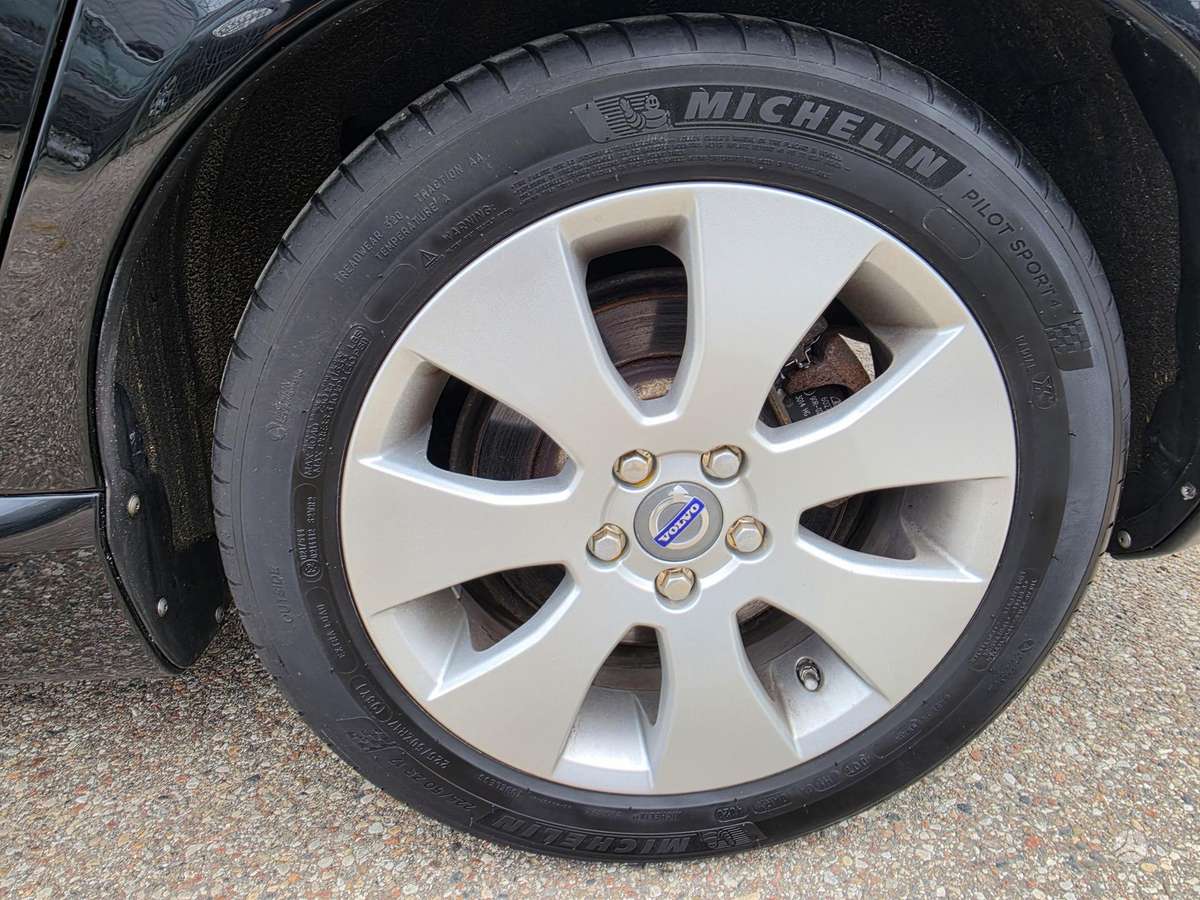 Volvo V70 2008 — photo 30