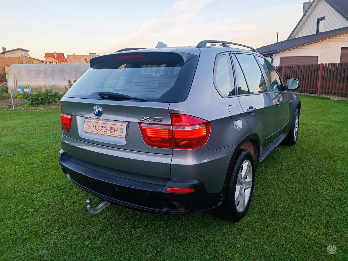 BMW X5 2008 — photo 8