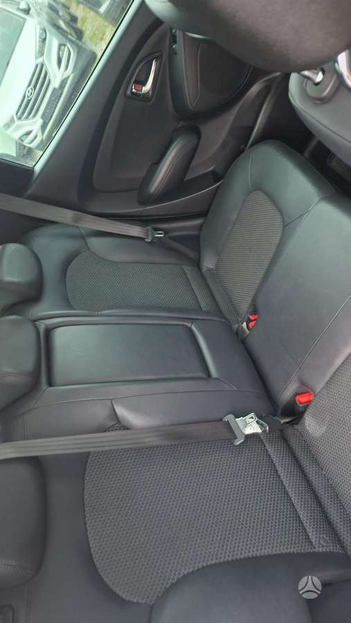 Hyundai ix35 2012 — photo 17