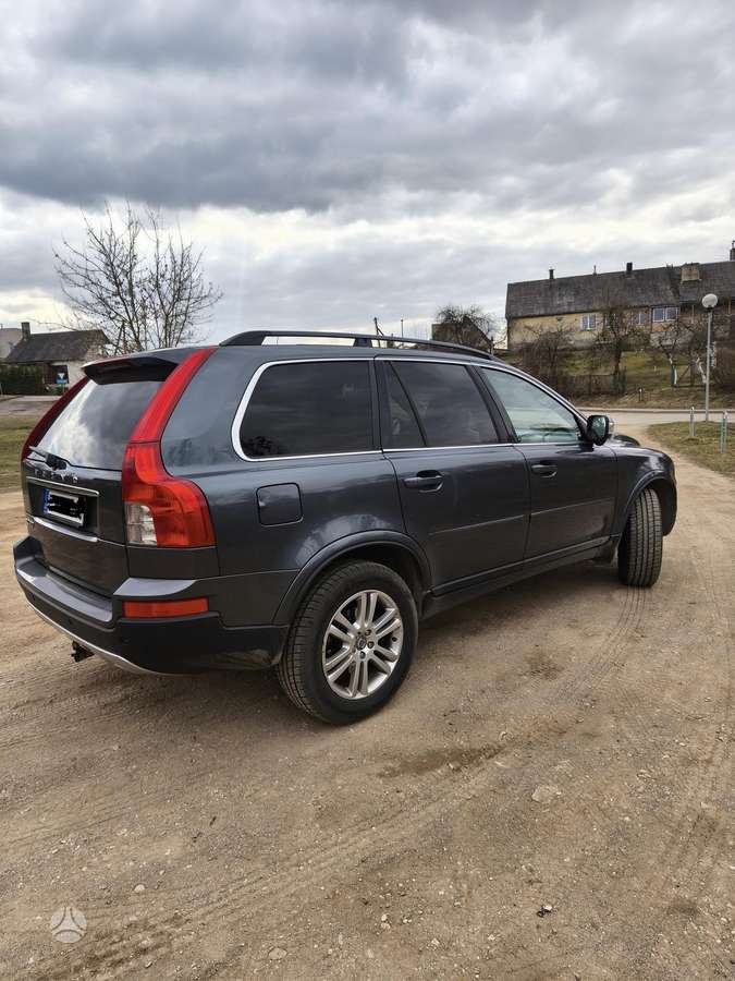 Volvo XC90 2009 — салон