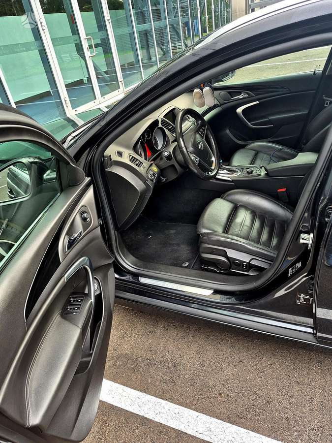 Opel Insignia 2012 — photo 6