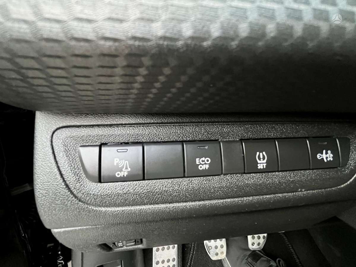 Peugeot Partner 2013 — engine