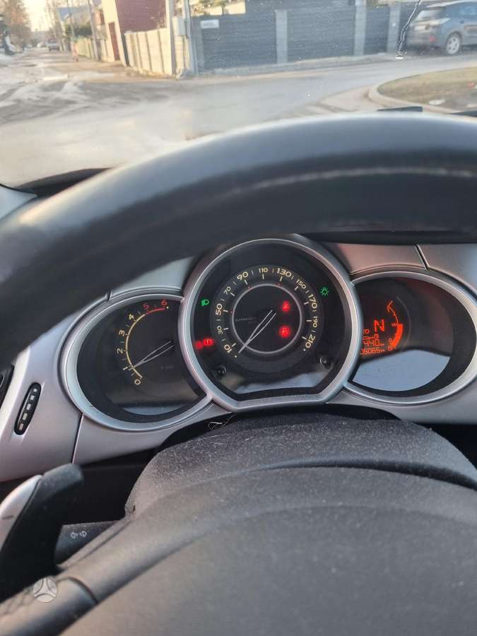 Citroen C3 2012 — photo 8