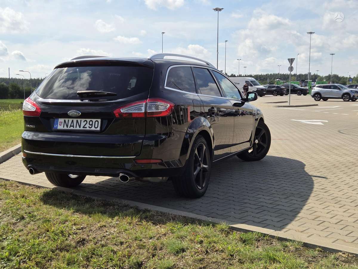 Ford Mondeo 2011 — photo 7